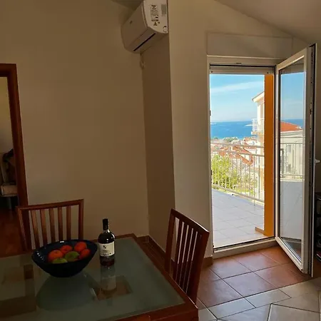 The View * רוגוזניצה